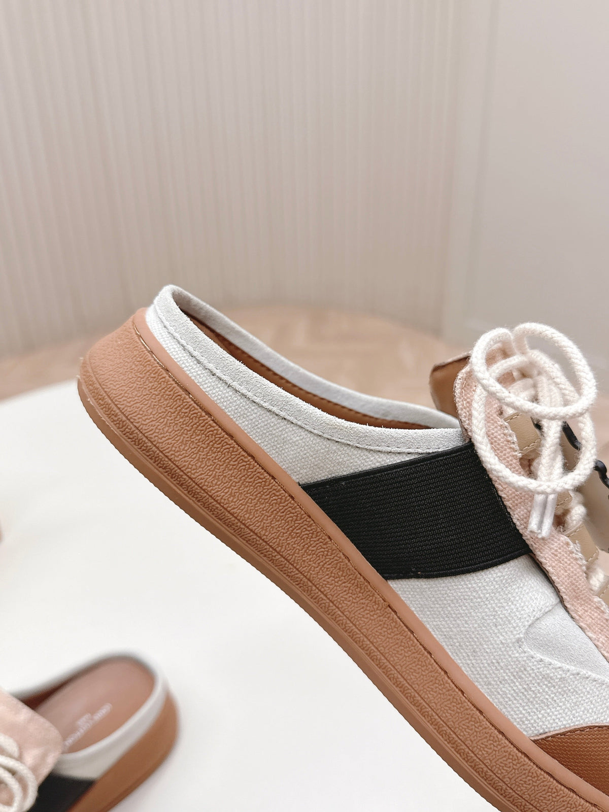 LV 2026 Lous Open Back Sneaker White Brown Canvas Leather 595416