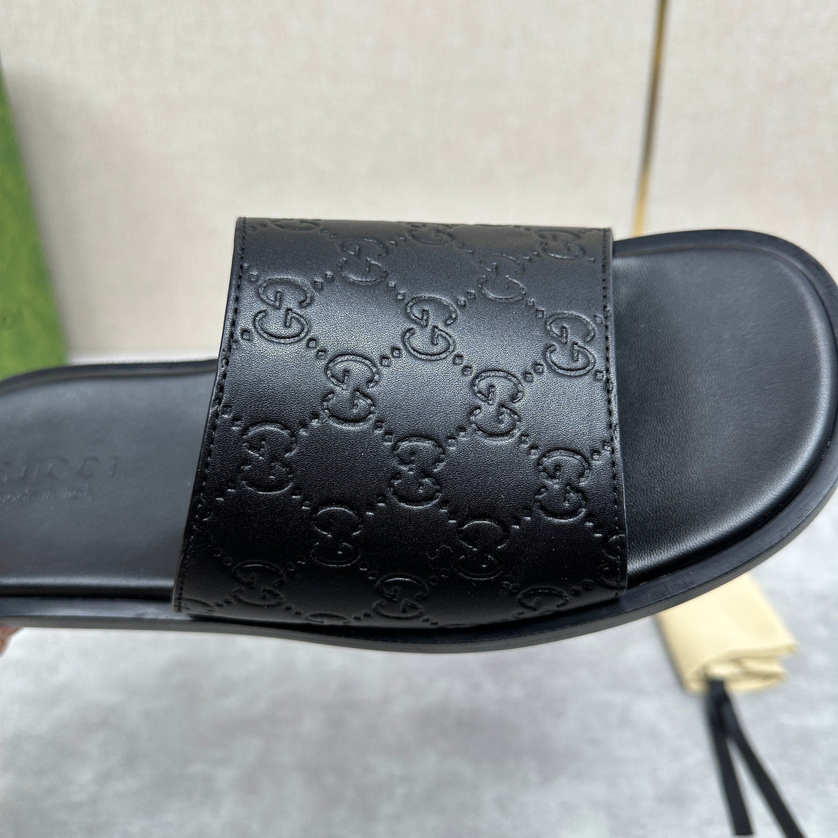 GG Men's slide black cowhide 542957