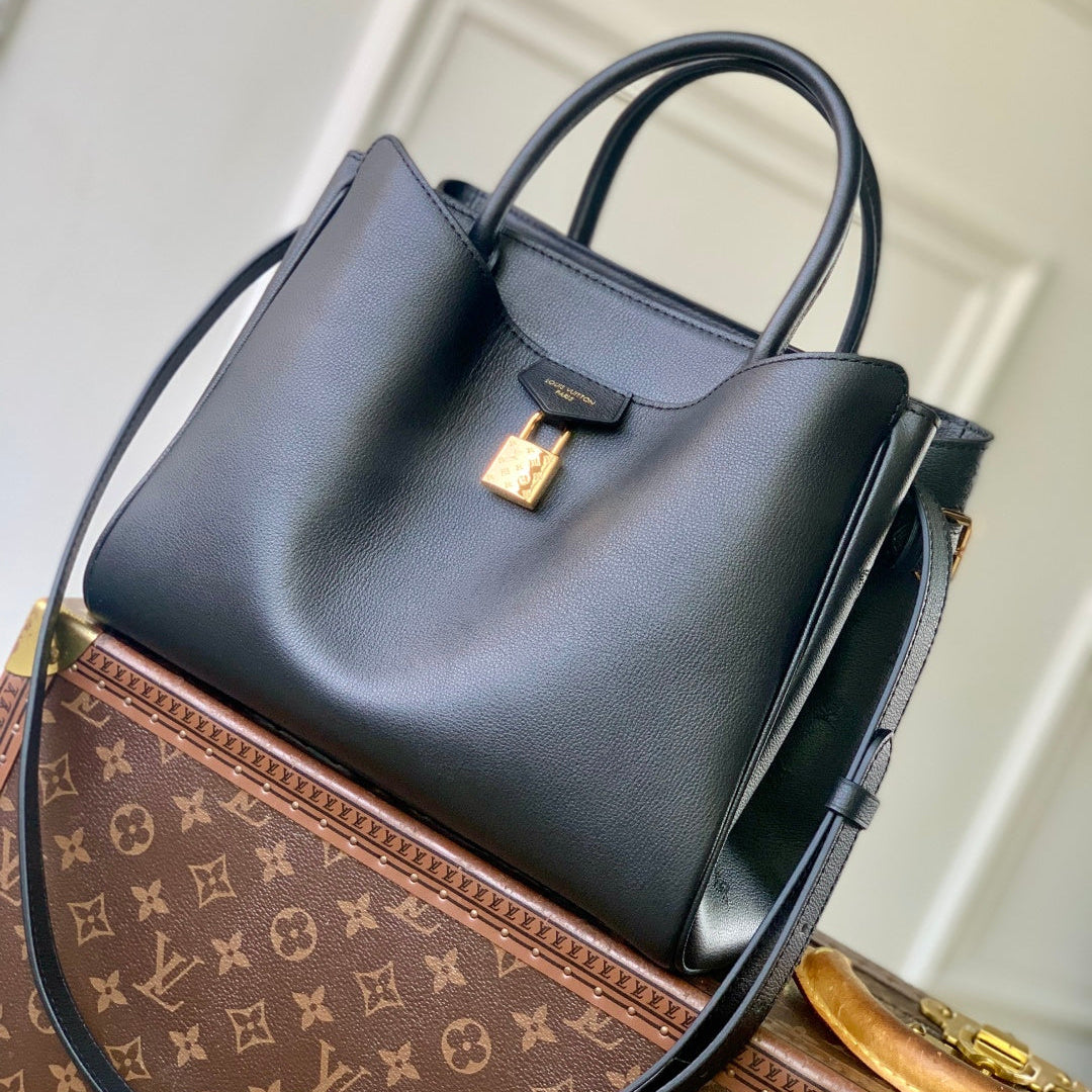 LV 2025 Vendome PM Bag Black Calfskin 347426