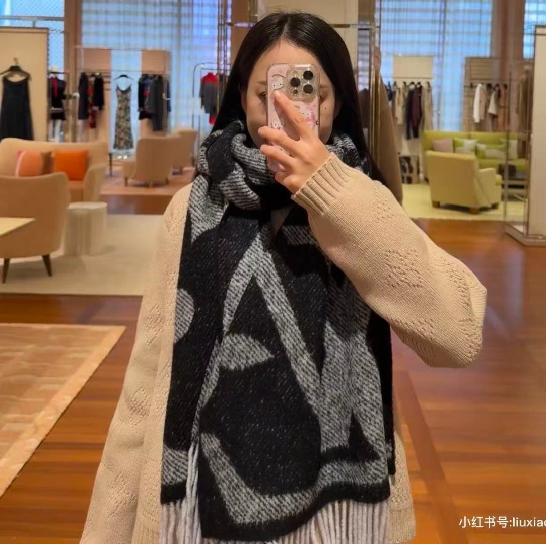 LV Scarf 190cm Black Gray Wool 968486