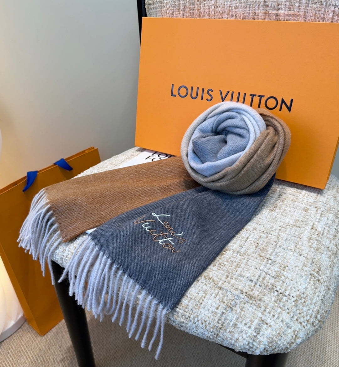 LV Scarf 185cm Gray Wool Cashmere 976980