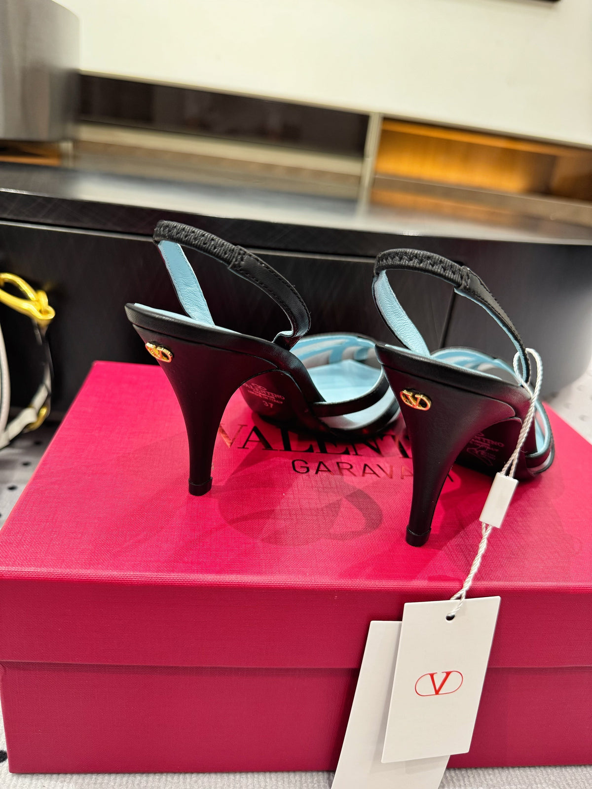 VT 25 Mesh Slingback Black Sheepskin 317413