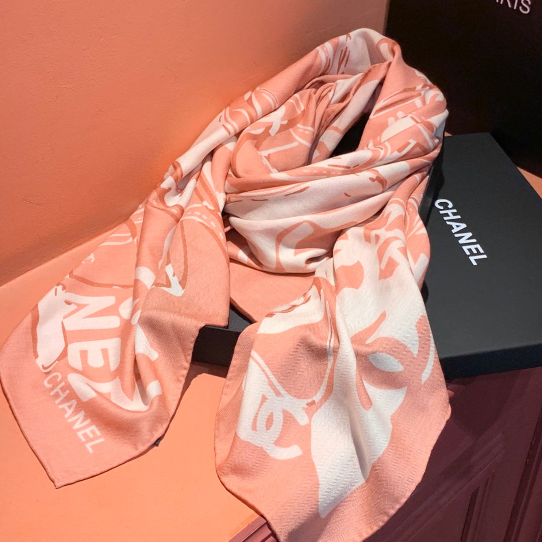 CC 25 Reversible Scarf 135cm Pink Cashmere 970900