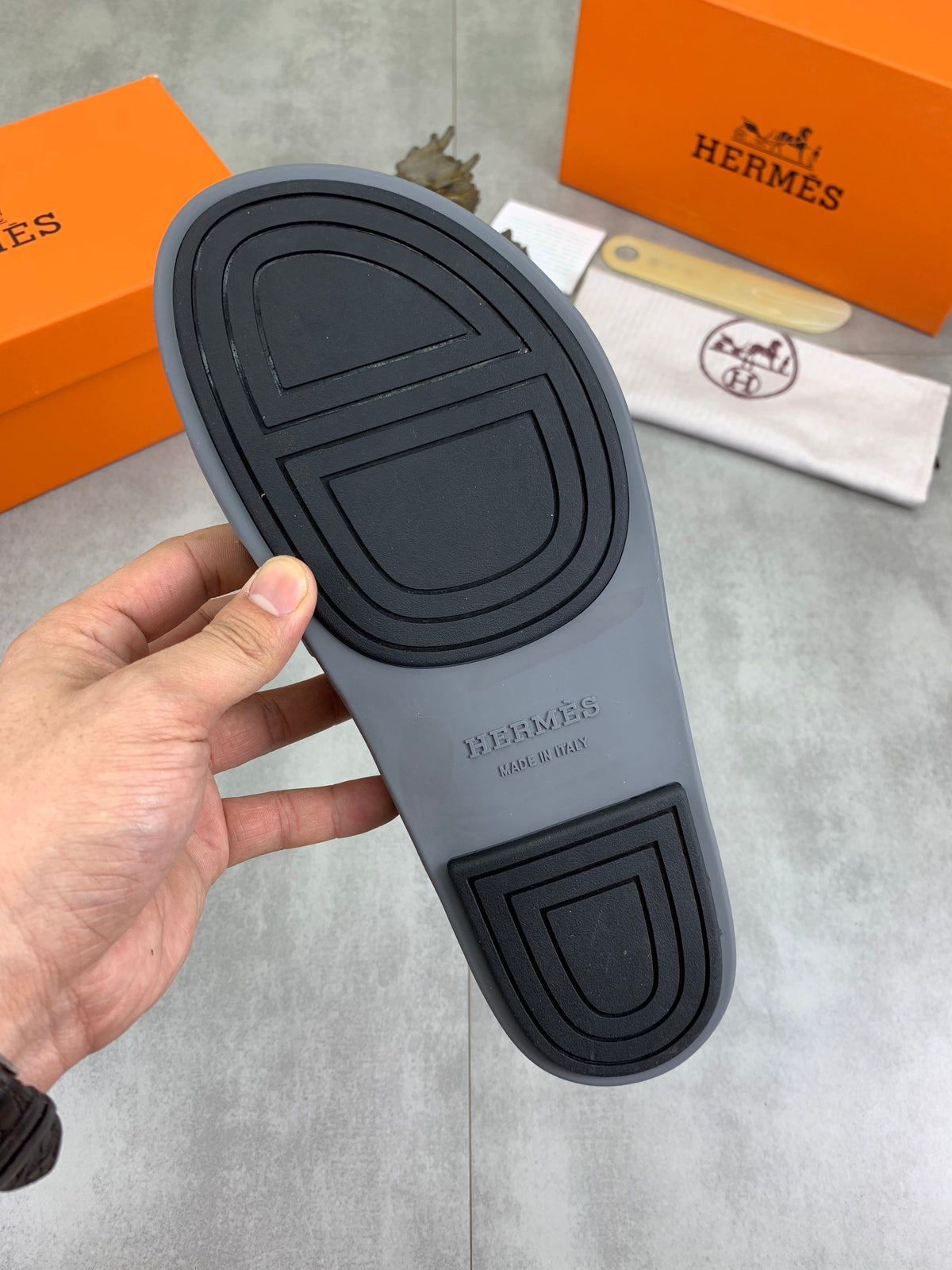 HM Men's Genius Sandals Grey Calfskin 645504