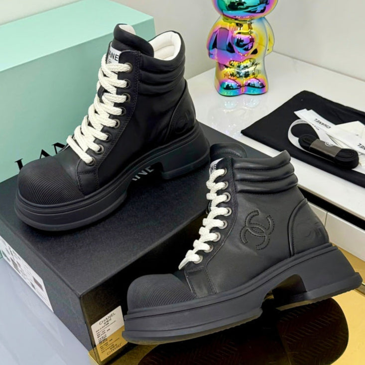 Chanel 2025 High-Top Sneakers Black White Cowhide 469786