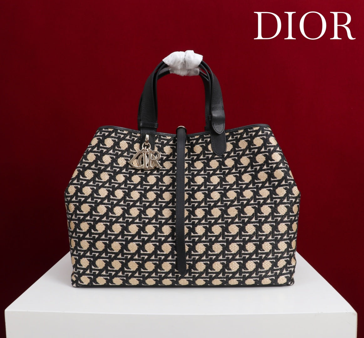CD Toujours  Bag 37 Diamond Black Beige Leather