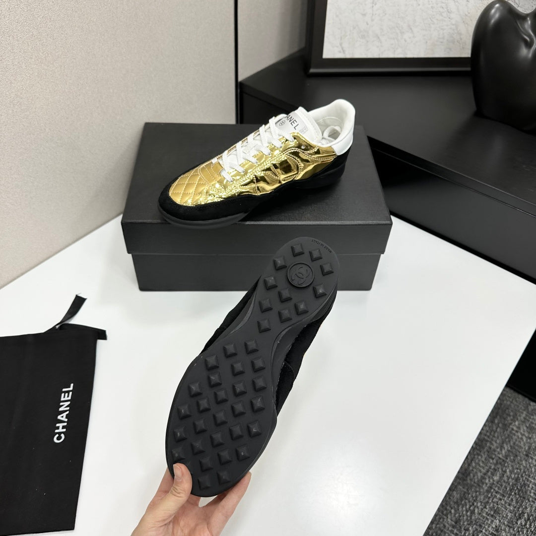 CC 26s Casual Sneakers Black Gold Suede Cowhide 626456