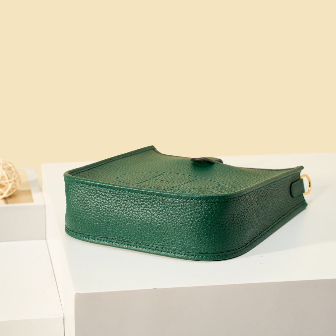 High-end Hermes 2026 Evelyne Bag 17cm Taurillon Clemence Leather Suede 3