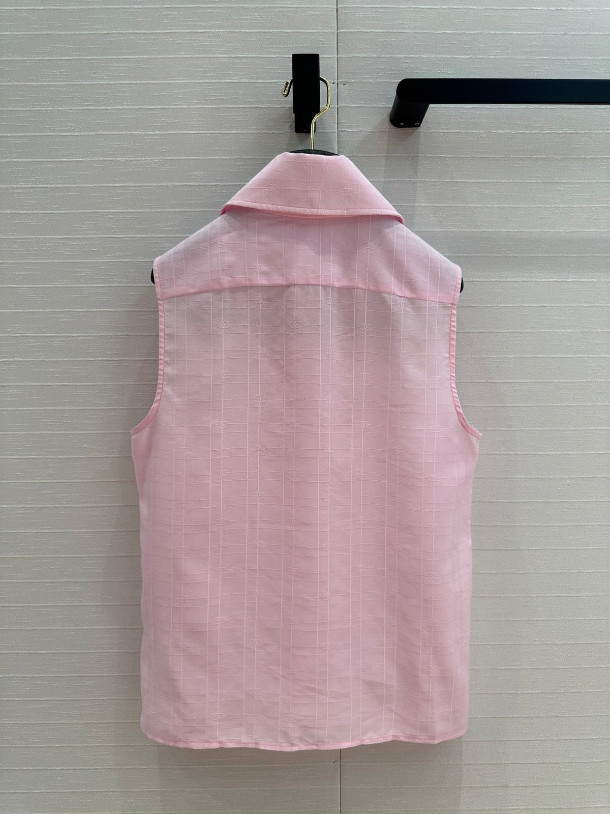 CC 25 Sleeveless Shirt Pink Silk Cotton Fabric
