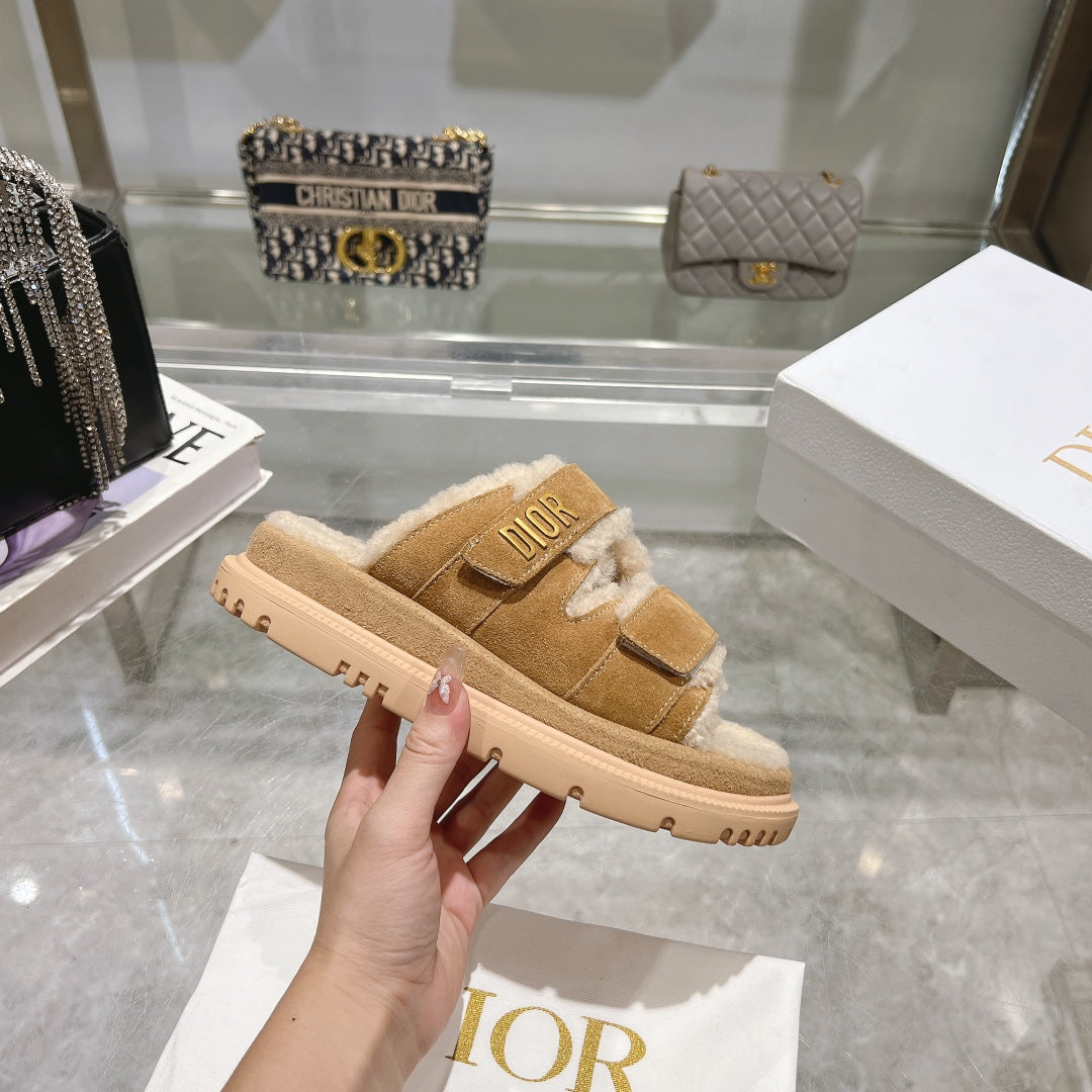 CD Dioract Slide 40mm In Caramel Suede 996358