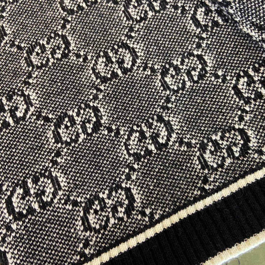 GG 25 Cardigan Black Cashmere 0017