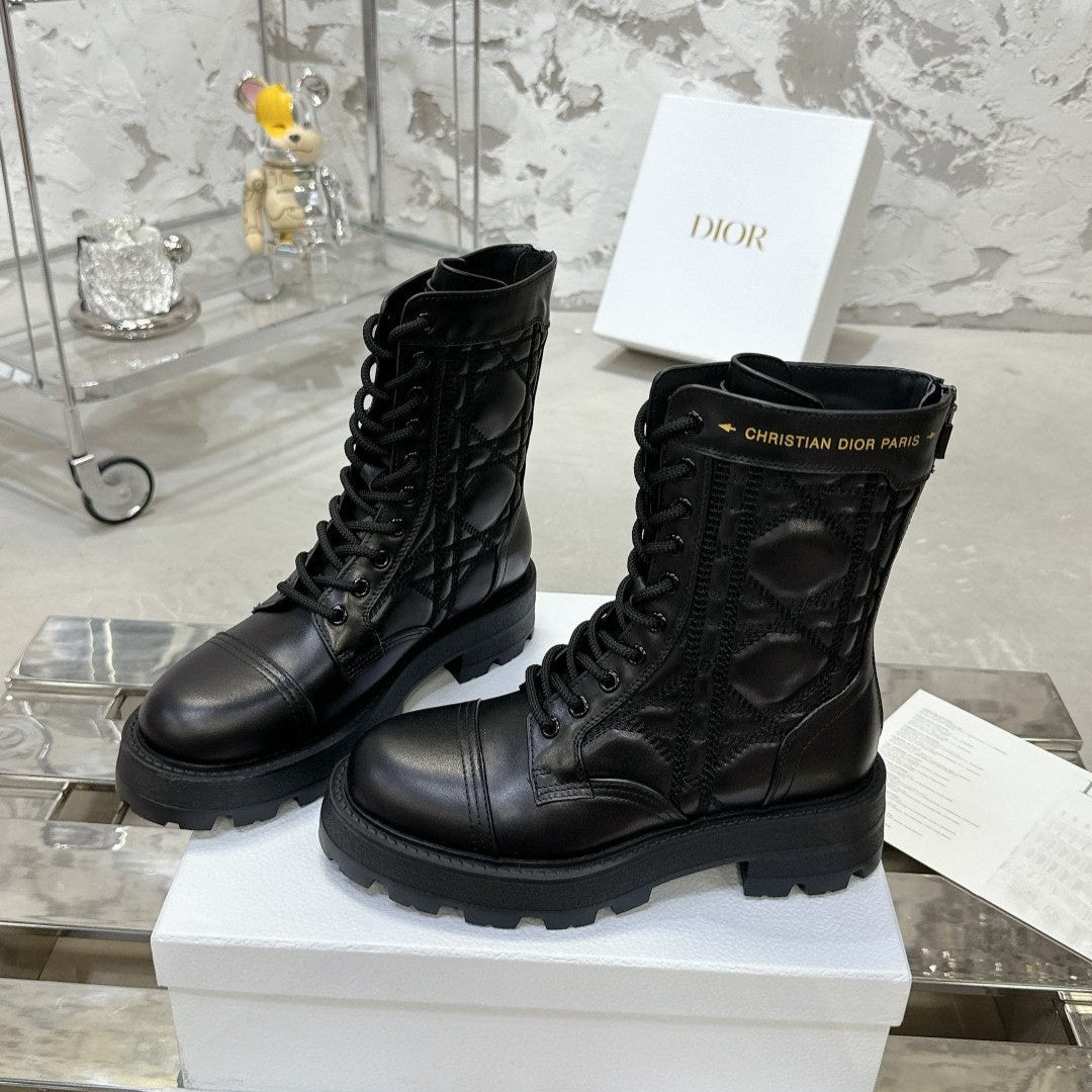 CD D-Unit Ankle Boot In Black Cowhide 100583
