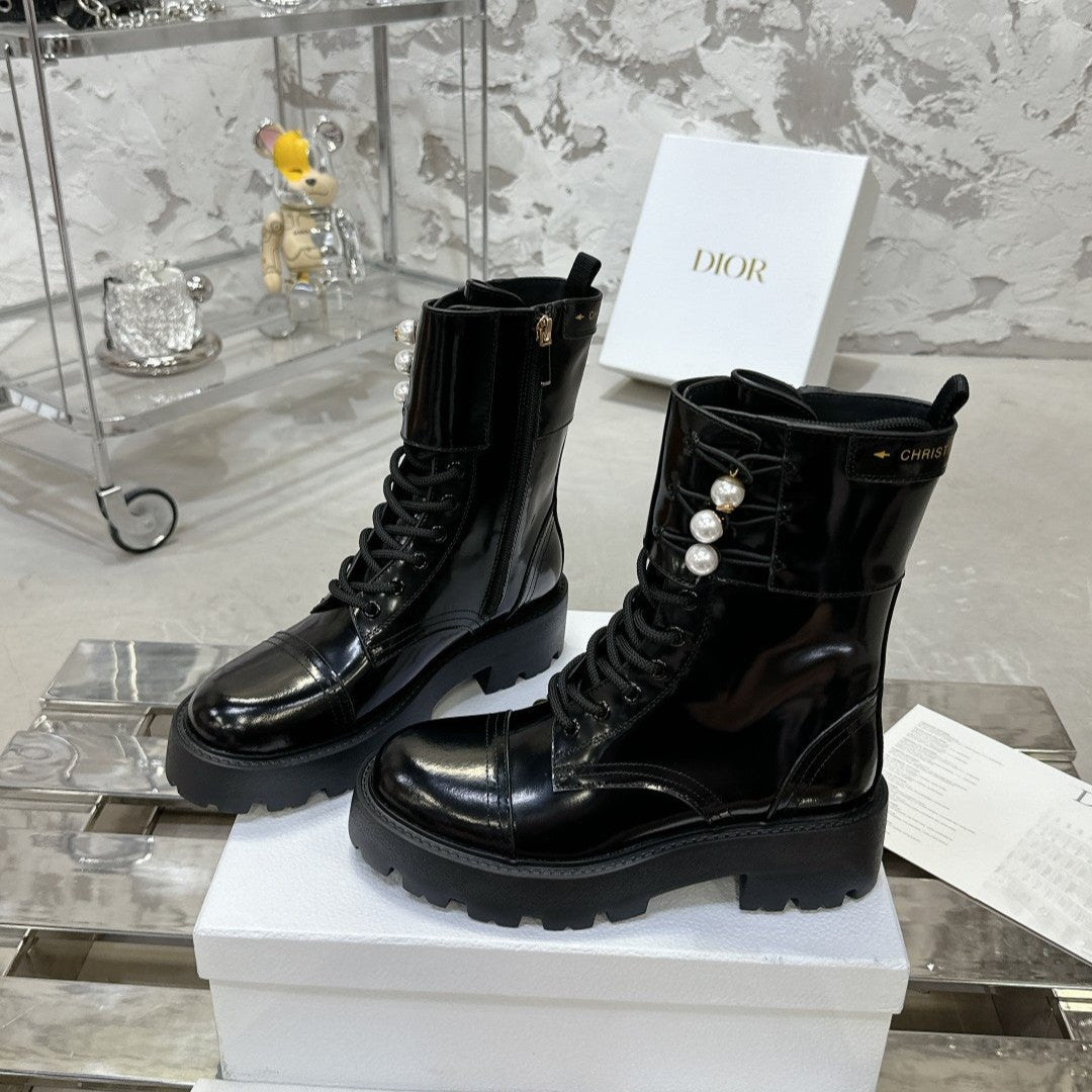 CD D-Strike Ankle Boot In Black Glossy Cowhide  100587