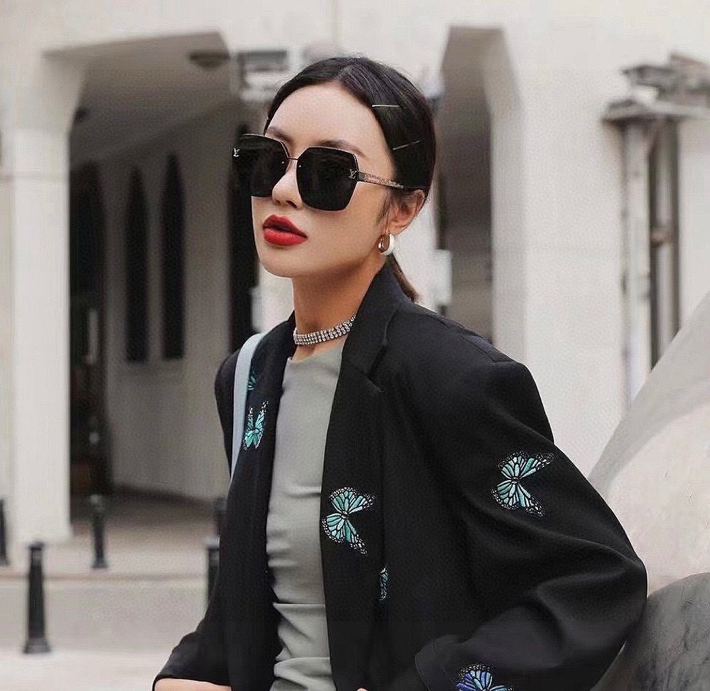 Louis Vuitton 2025 Sunglasses 559688