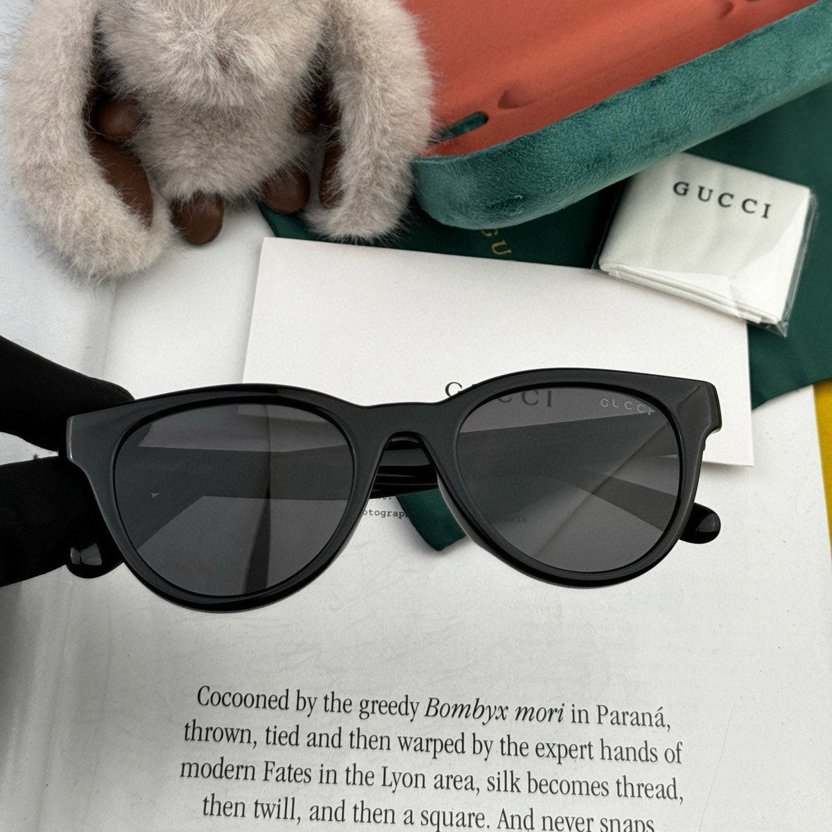 ROUND FRAME SUNGLASSES G3905 IN ACETATE
