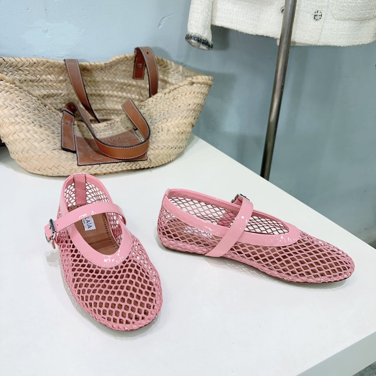 Alaia 25 Laminated Fishnet Ballet Flats Pink Lambskin 241053