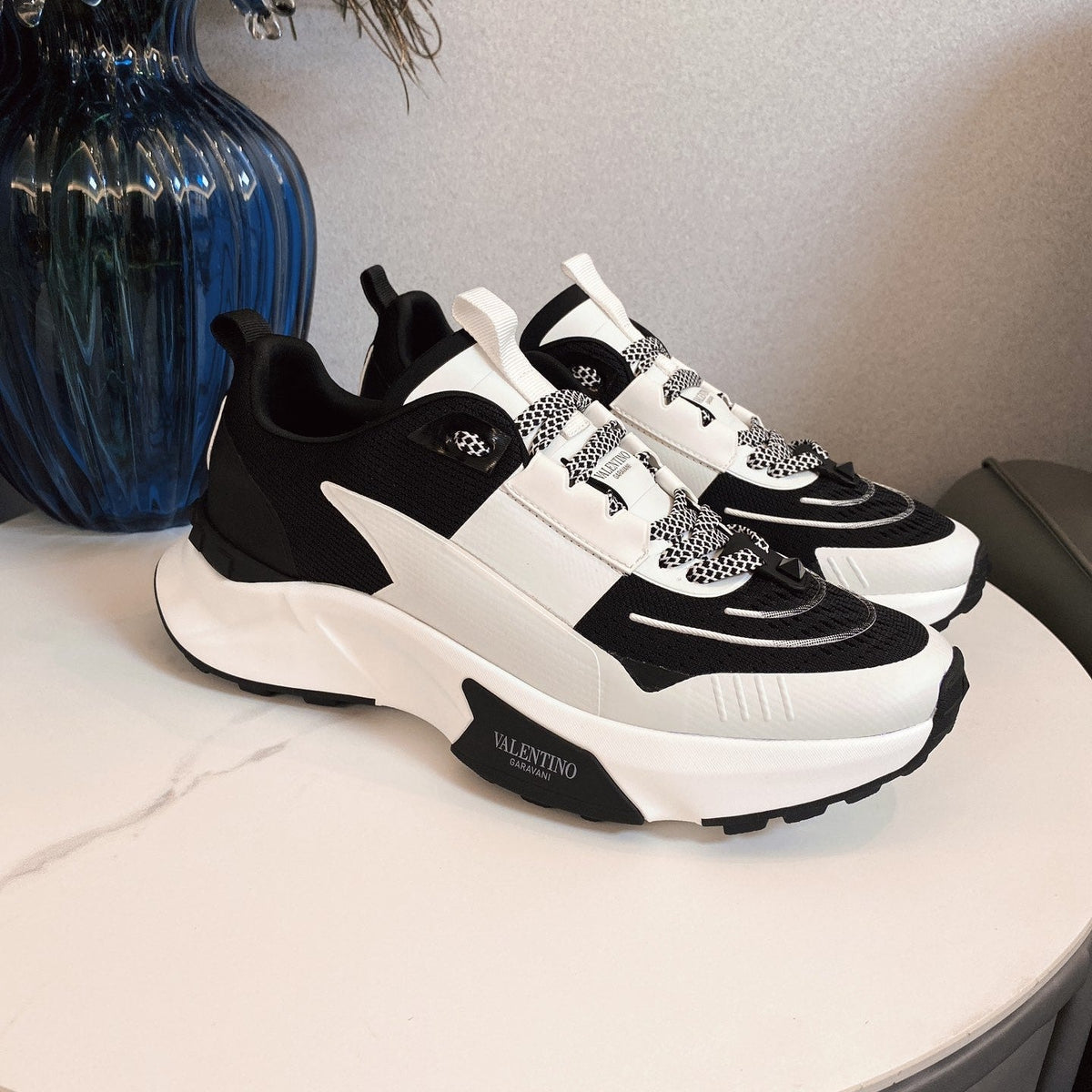 VT 25S Sneakers White Black Mesh TPU 563475