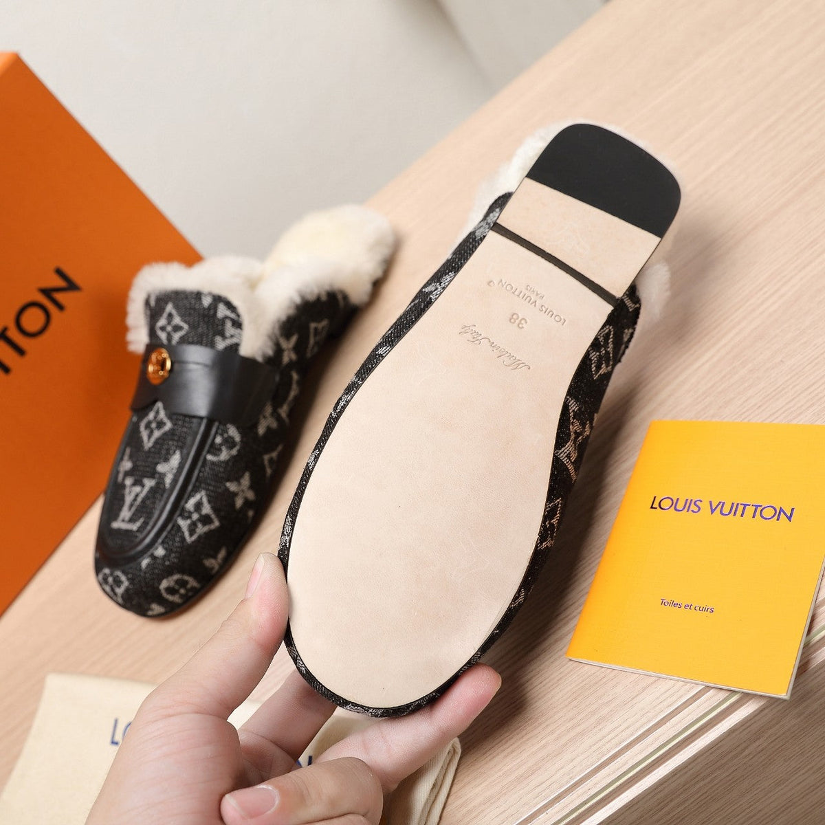 LV 25C Flat Mule Black Monogram Denim Fabric With white fleece 218299