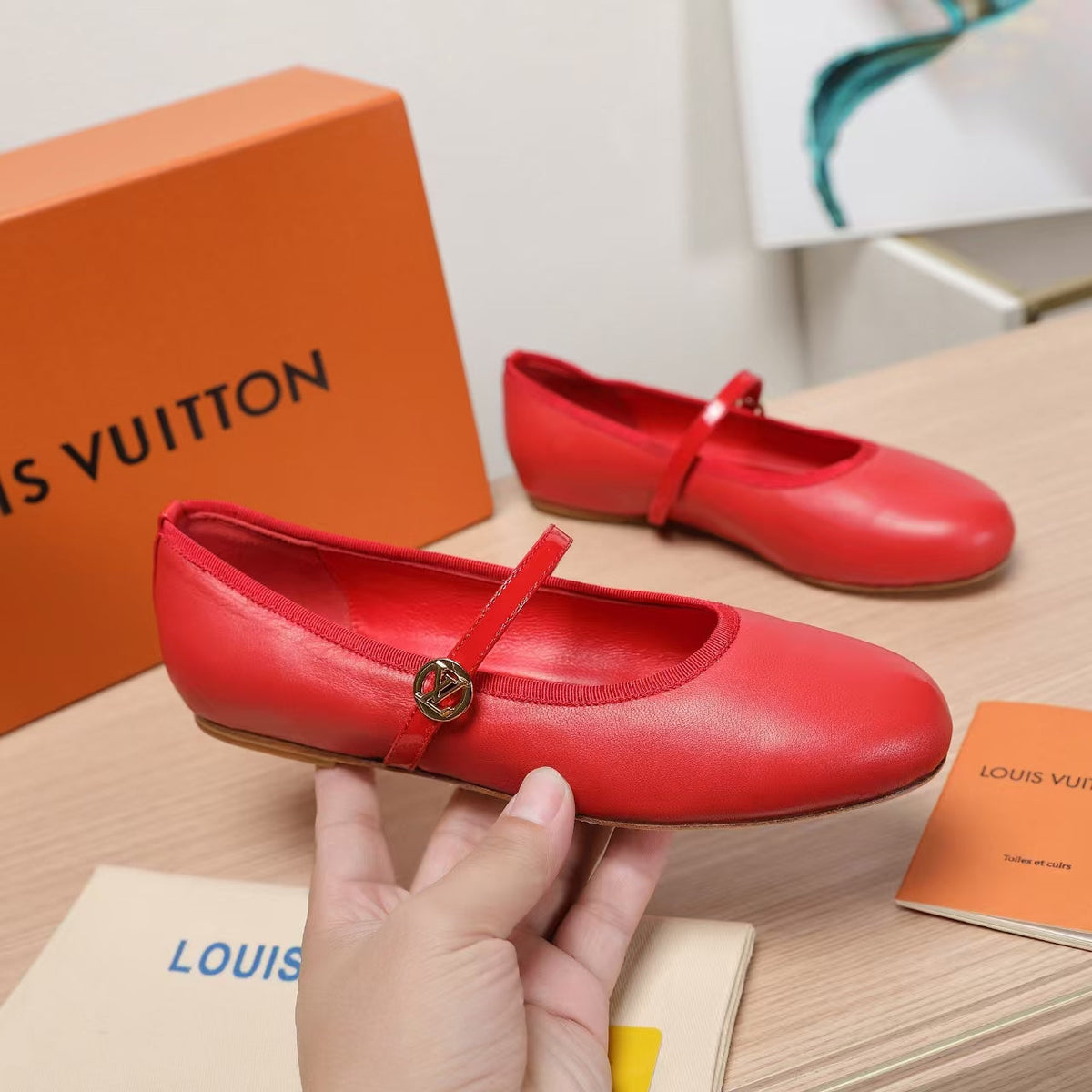 LV 25C Romy Flat Red Sheepskin 218301
