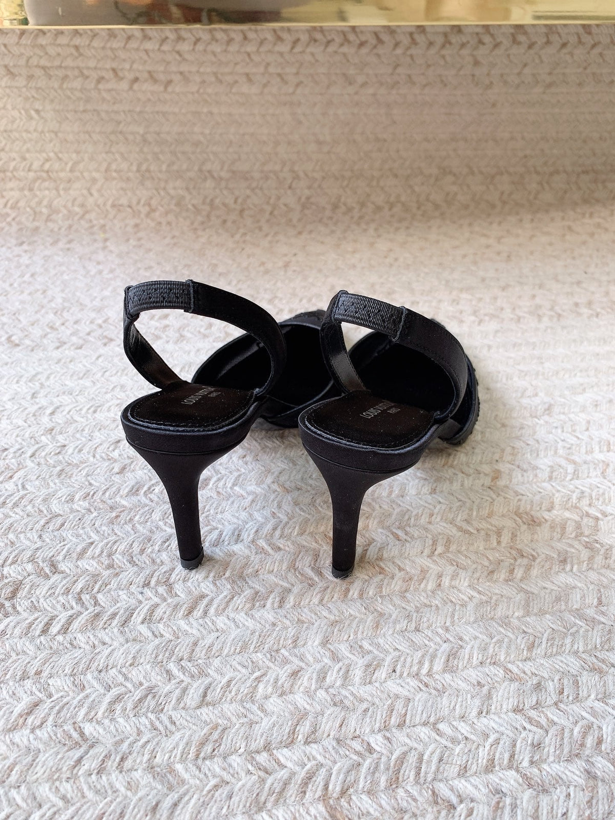 LV 26ss Slingback Black Mesh Leather 669996