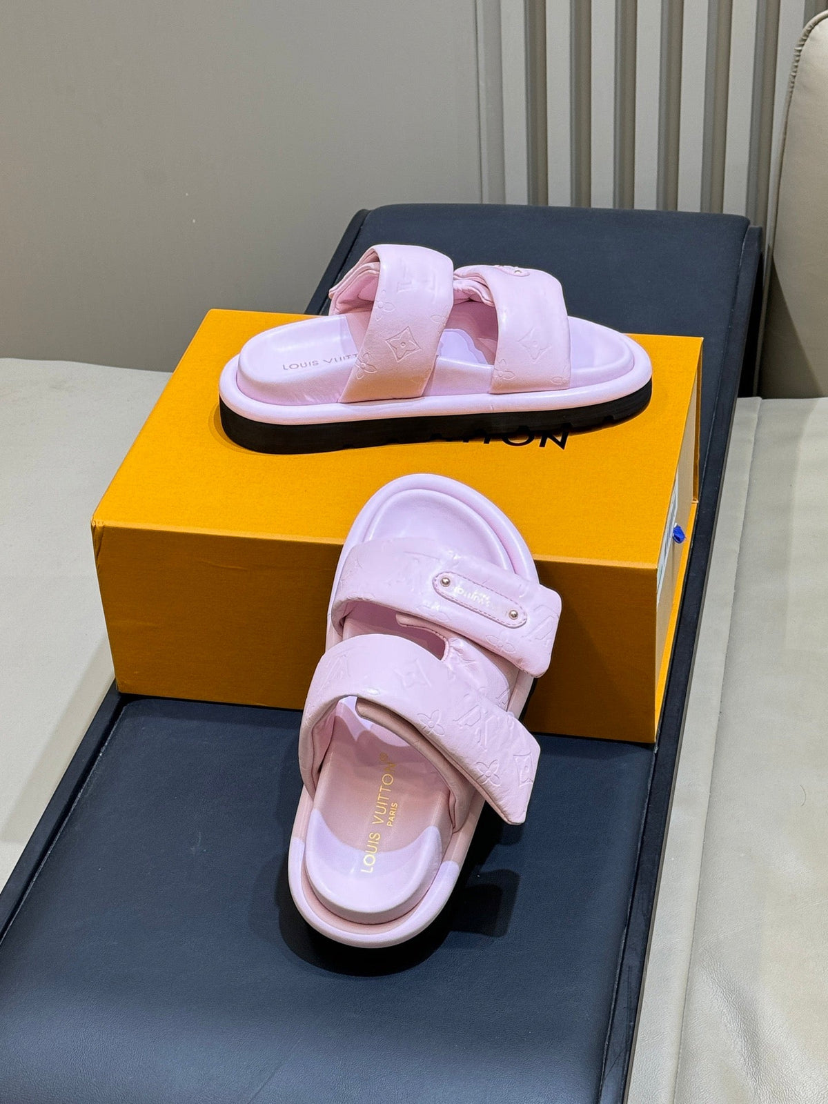 Louis Vuitton 2026 Pool Pillow Comfort Mules Leather 786936