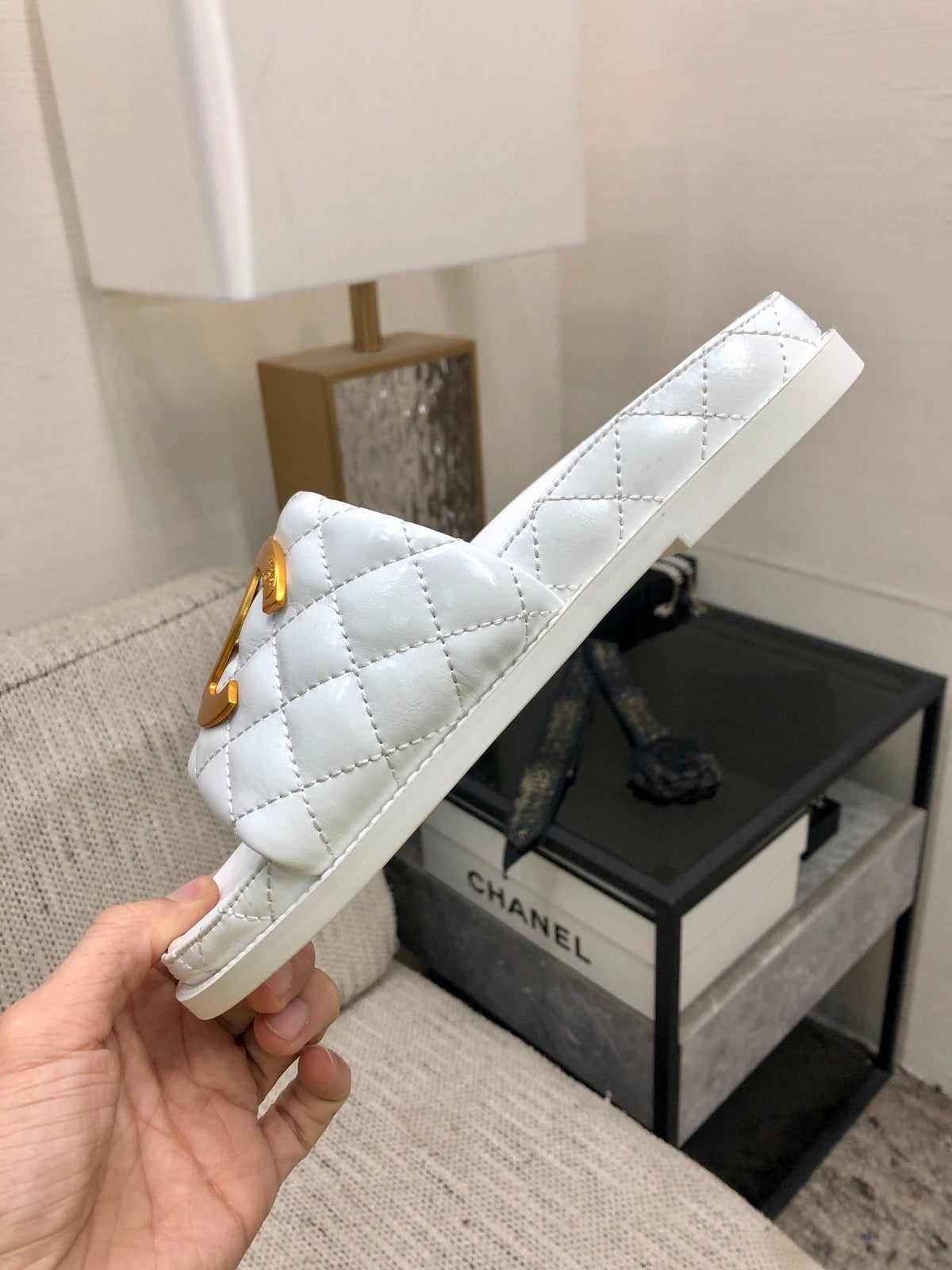 mule sandal 30 white quilted waxed leather