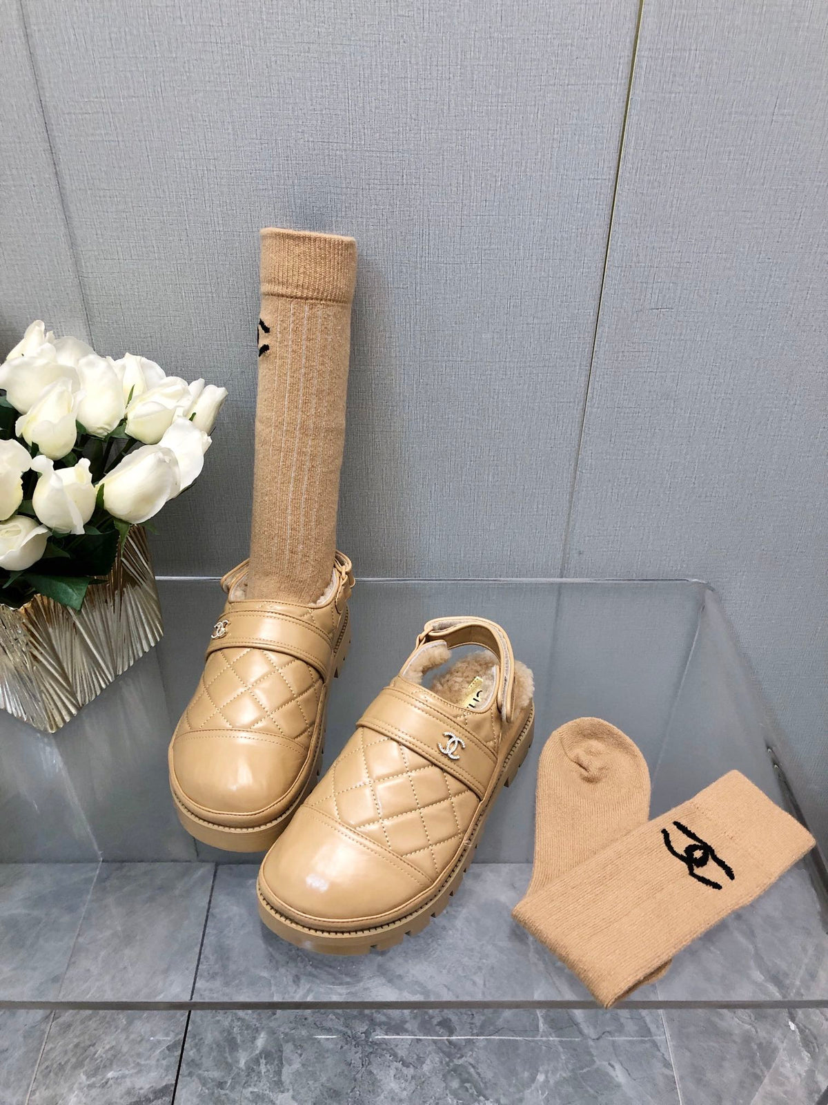 CHUNKY PLATFORM SHEARLING SLIPPER BEIGE CREAM LAMBSKIN