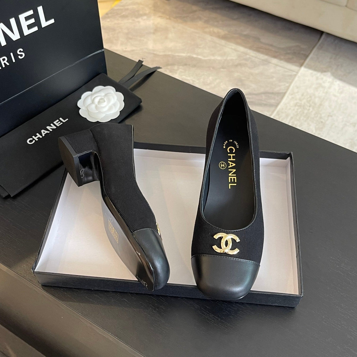 cc pump 50 black grosgrain calfskin