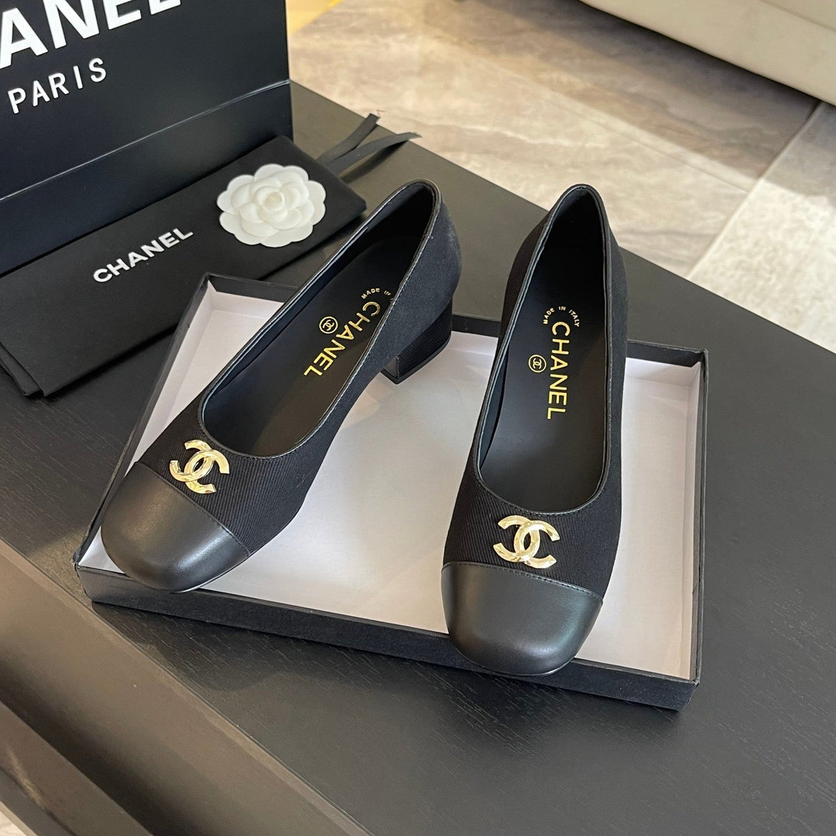 cc pump 50 black grosgrain calfskin