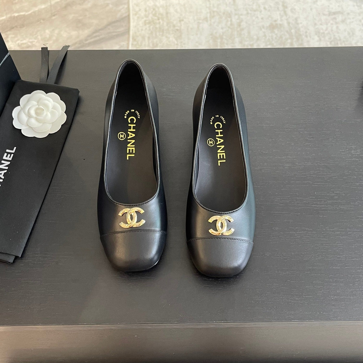 cc pump 50 all black calfskin