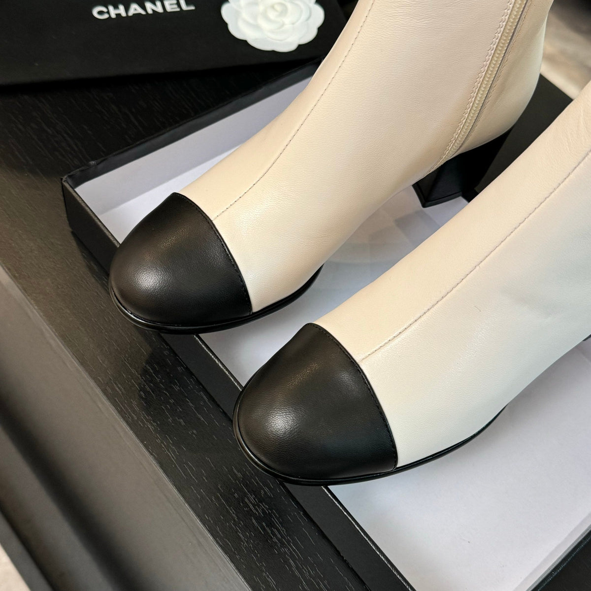 CC Ankle Boots 50mm White Black Lambskin