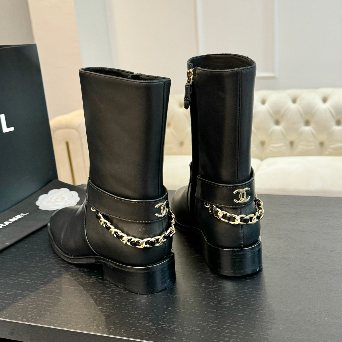 CC Short Boots 30mm Plain Black Chain Cowhide