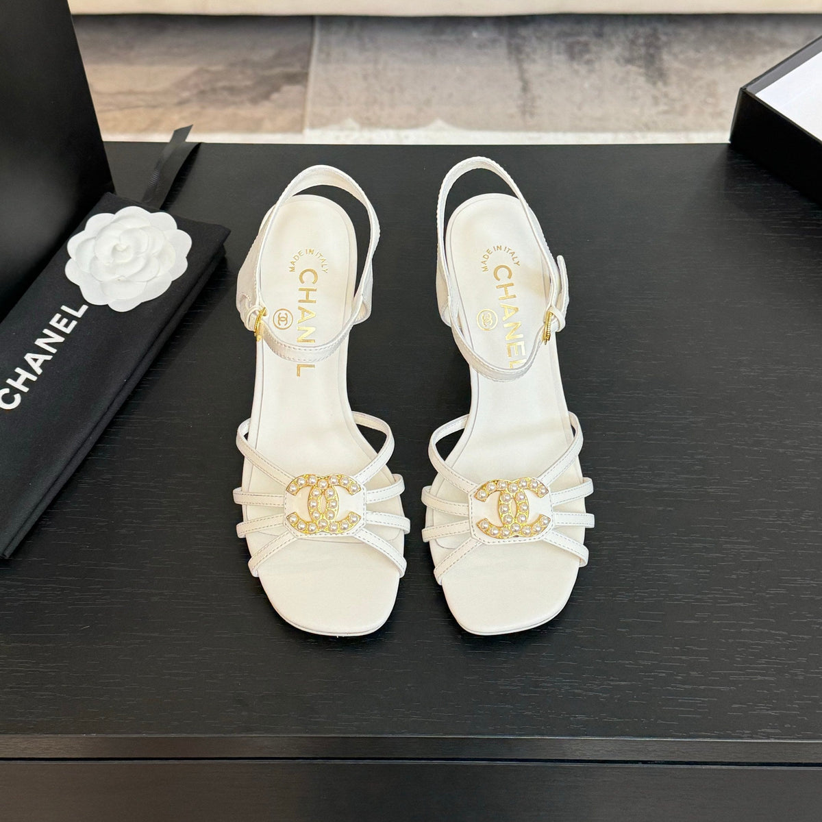 CC 85mm Sandal White Sheepskin 212930