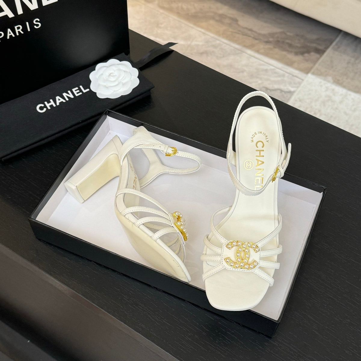 CC 85mm Sandal White Sheepskin 212930