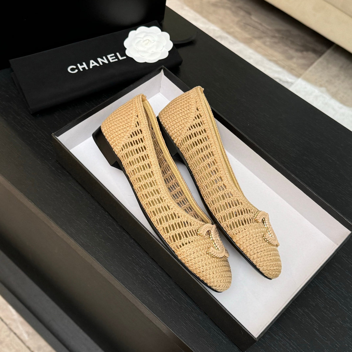 CC 25P Ballet Flat Beige Raffia Large Logo