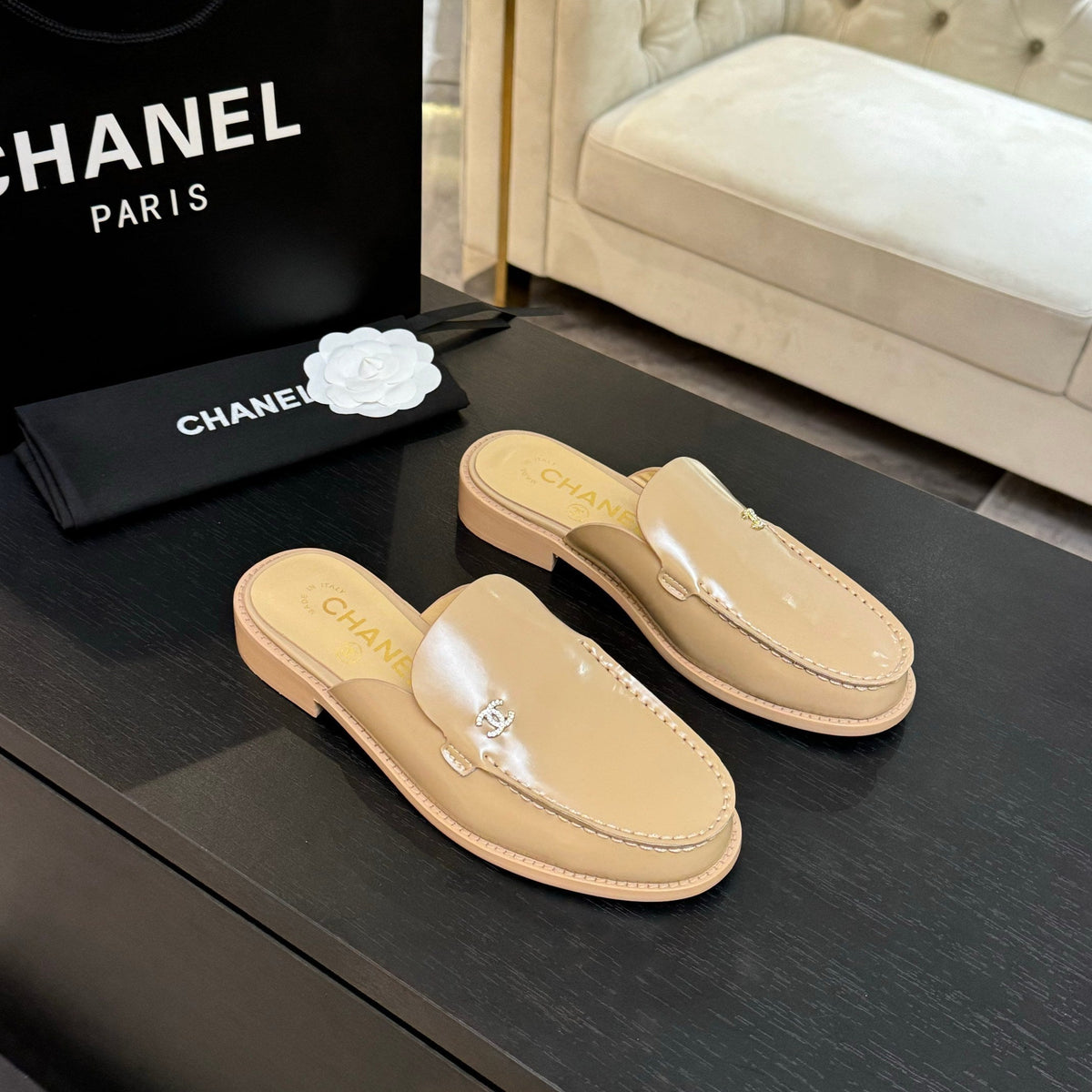CC 25C Mule Beige Calfskin