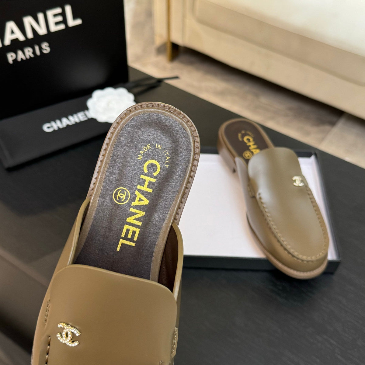 CC 25C Mule Khaki Calfskin
