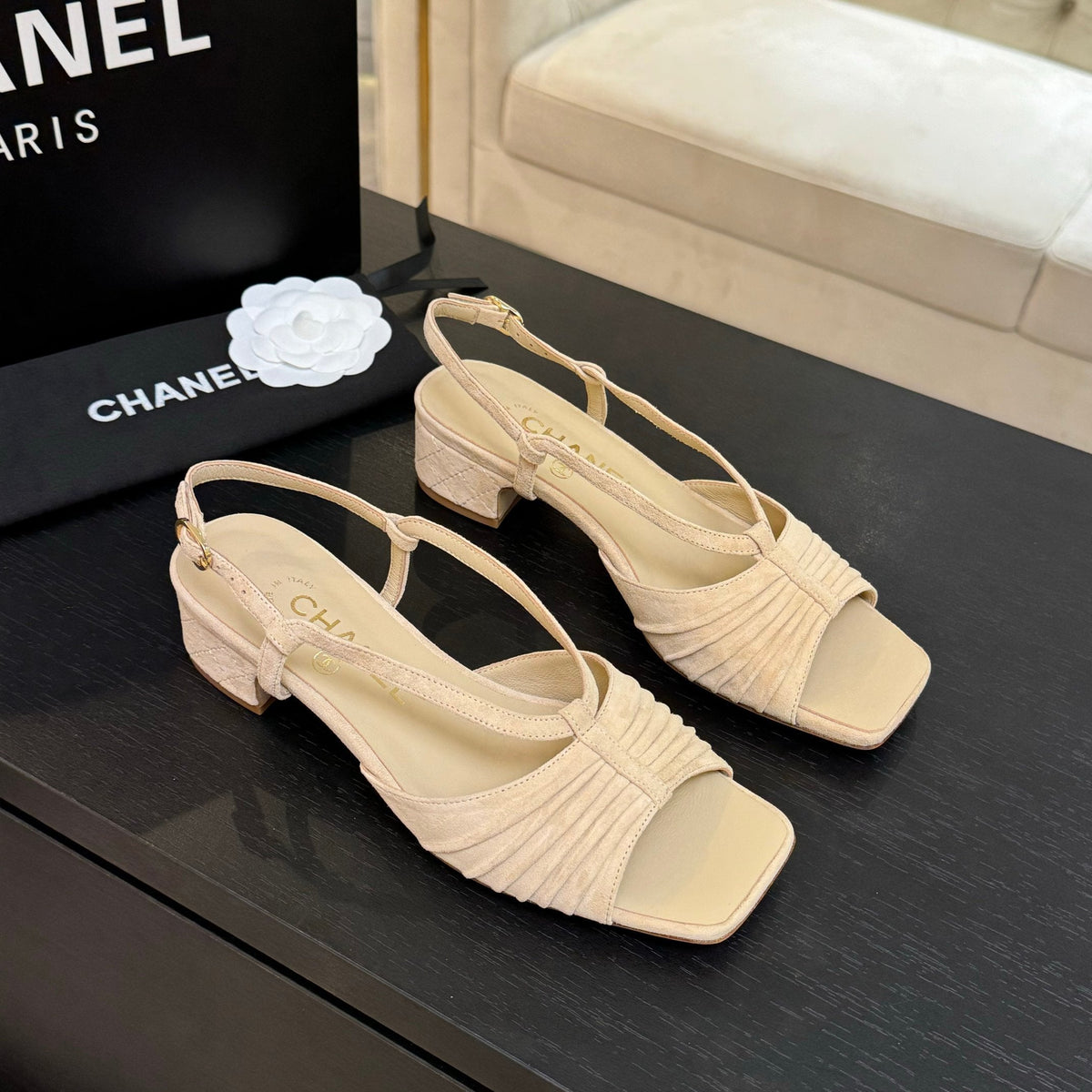 CC 25S Sandal Heel 50mm Beige Suede Kidskin