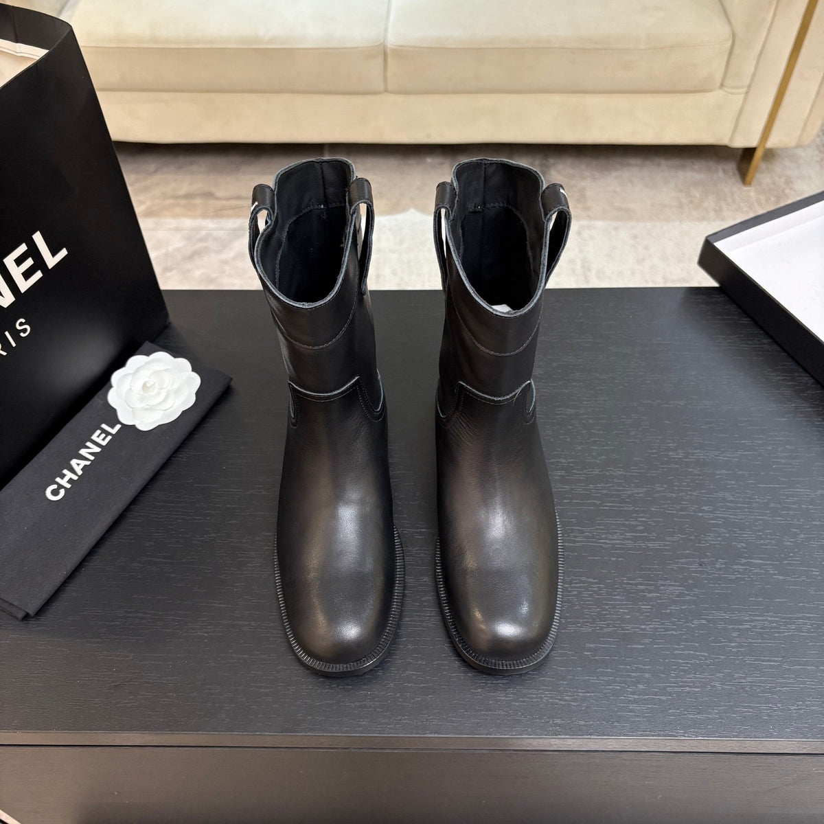 CC 2025 Short Boot Black Sheepskin 550659