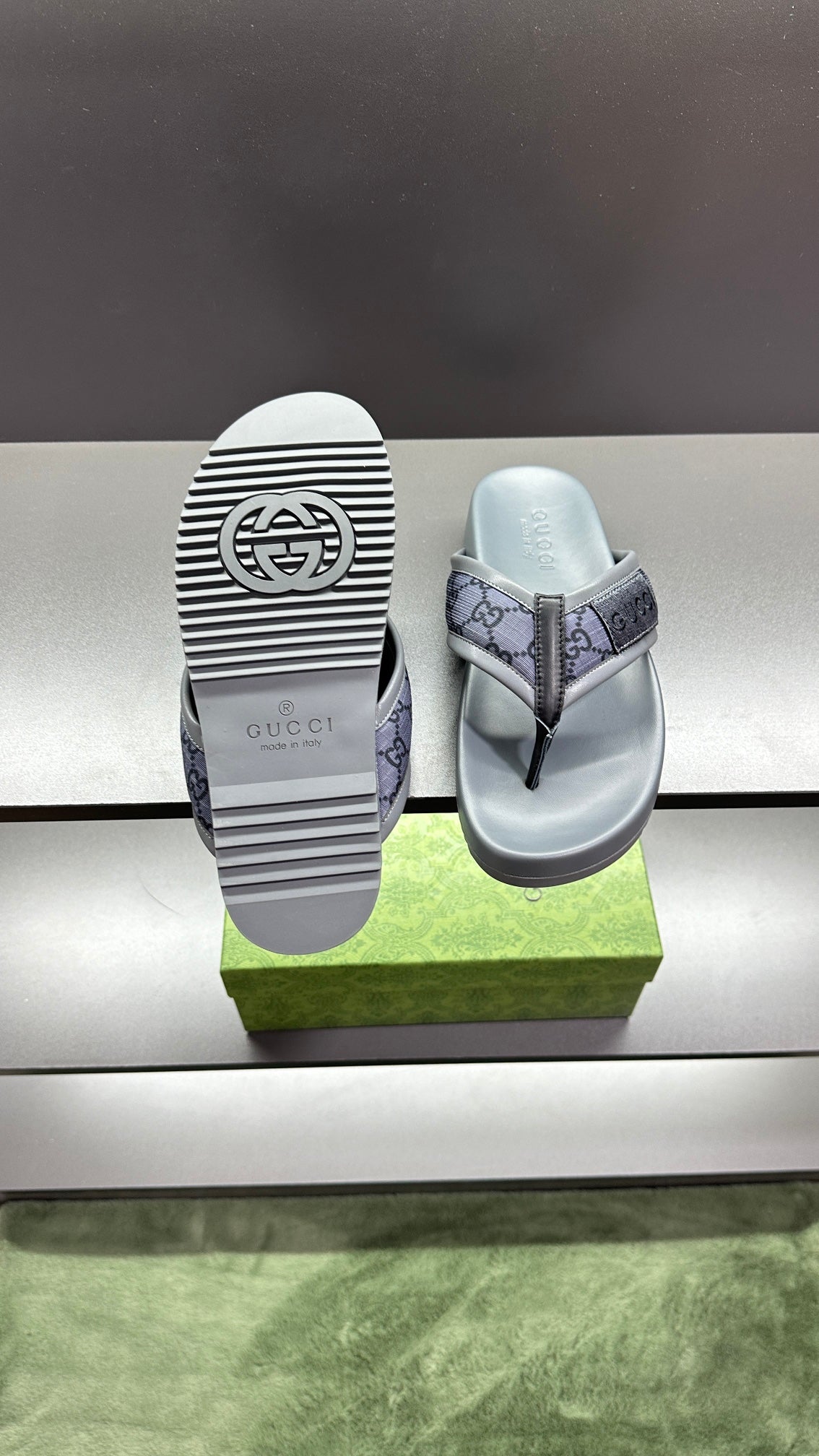 GG Men's Thong Sandals Purple Grey Polyester Leather 547243