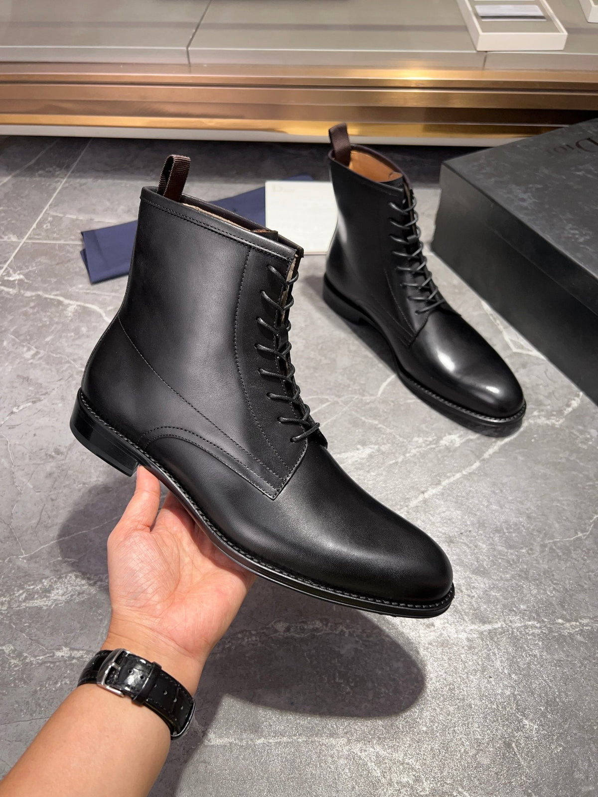 CD JUMP LACE-UP BOOT BLACK CALFSKIN