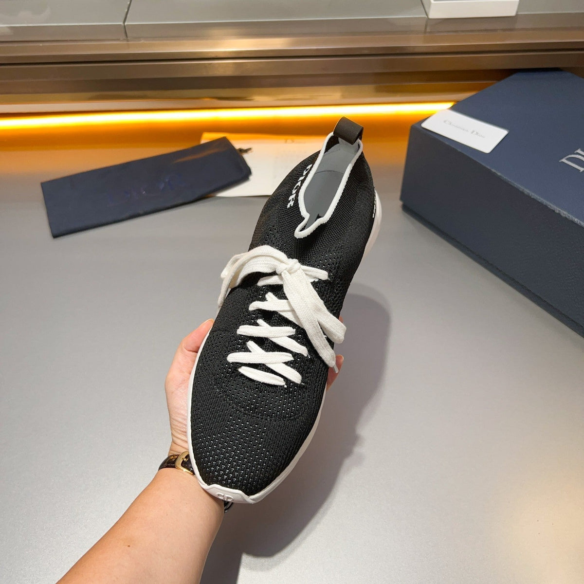 CD B21 LOW TOP KNIT SNEAKER BLACK FABRIC