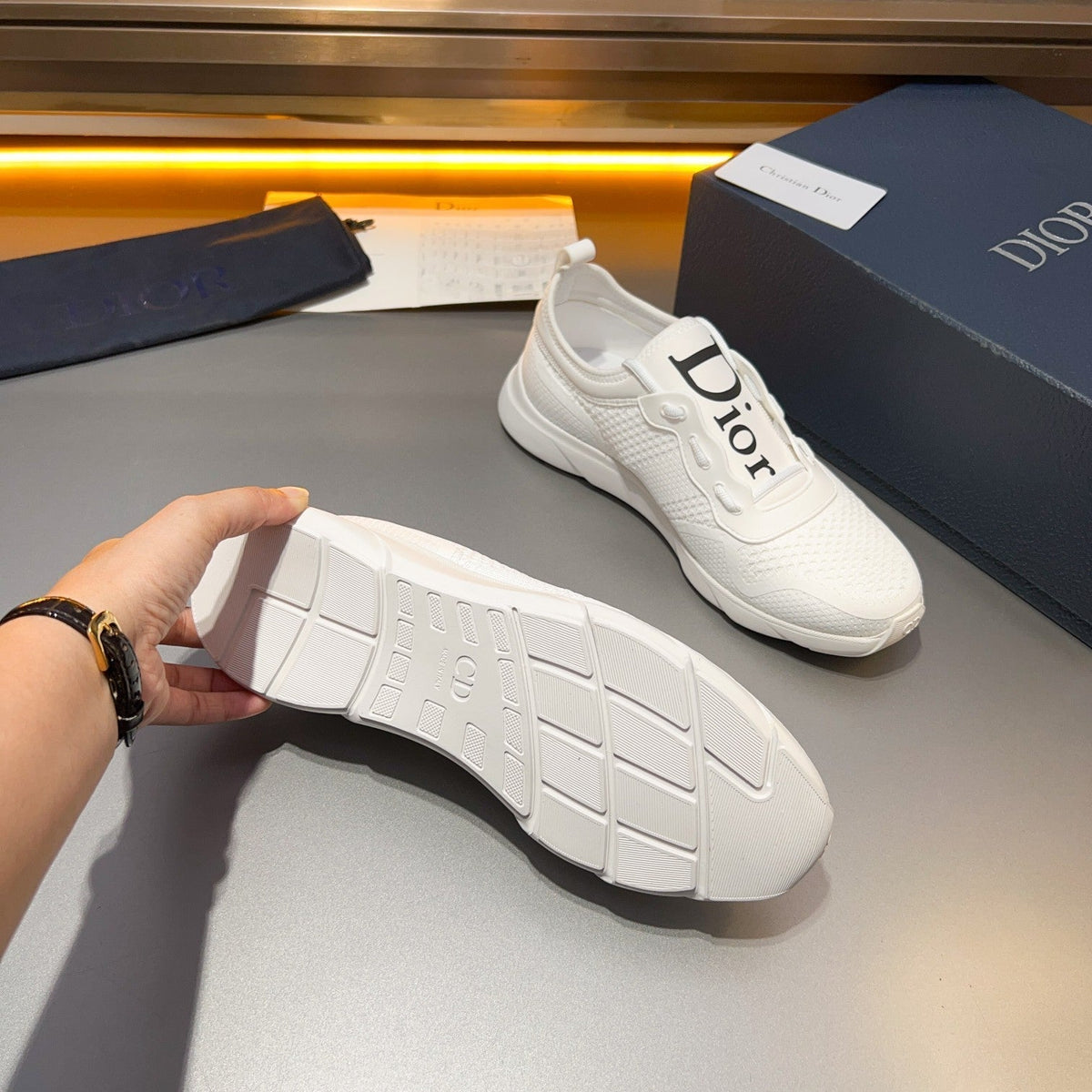 CD BASKETBALL SHOES WHITE BREATHABLE FABRIC
