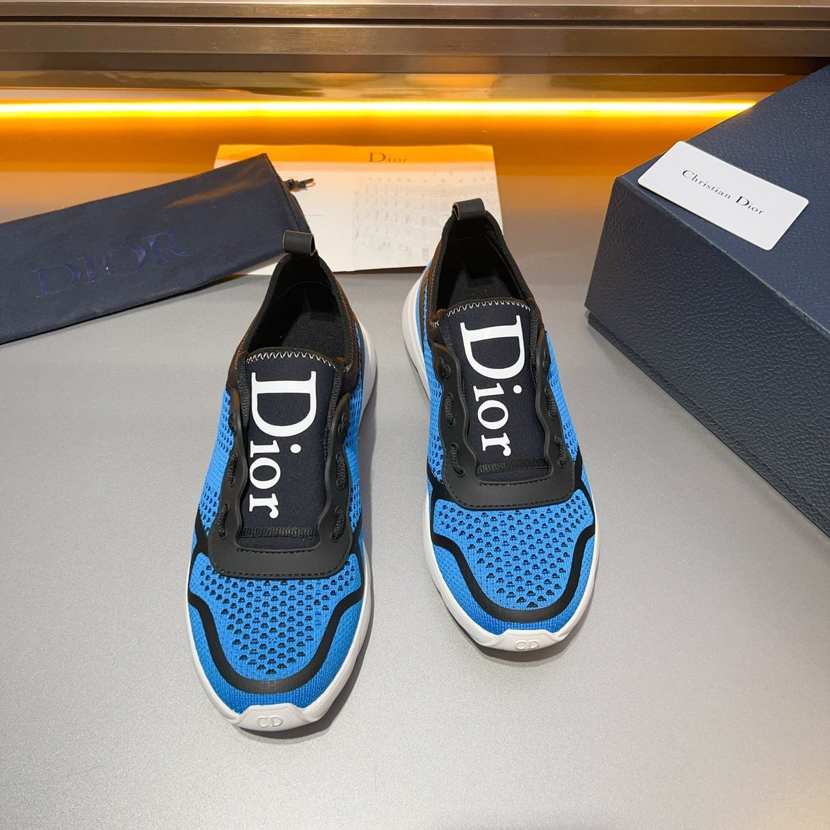 CD BASKETBALL SHOES COBALT BREATHABLE FABRIC