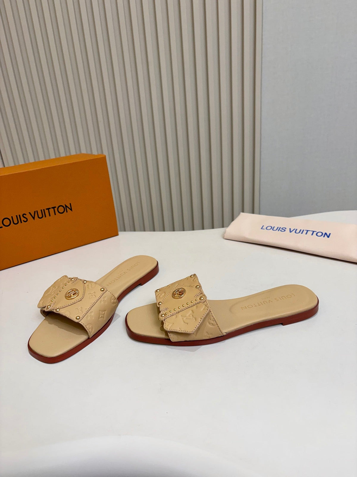 Louis Vuitton 2026 Frame Flats Mules Calfskin Leather 780573
