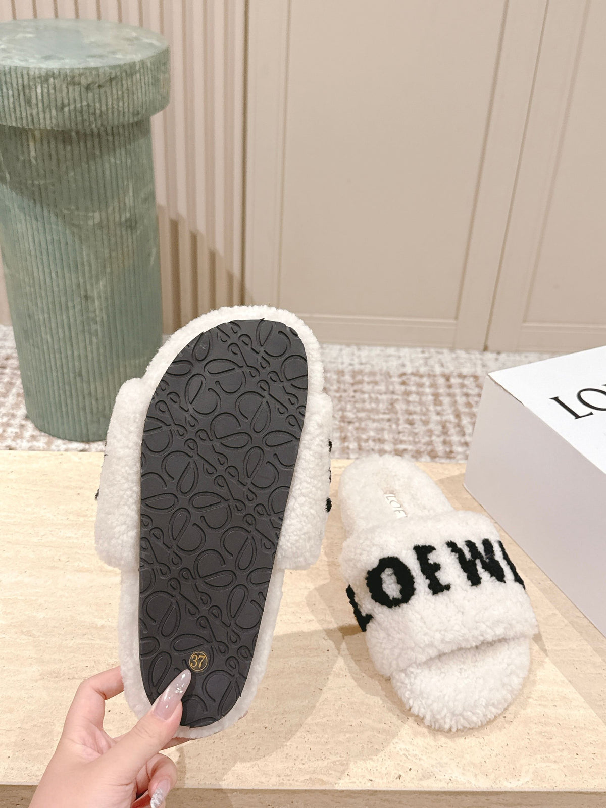 Loewe 2025 Fur Slipper White Black Wool 556014