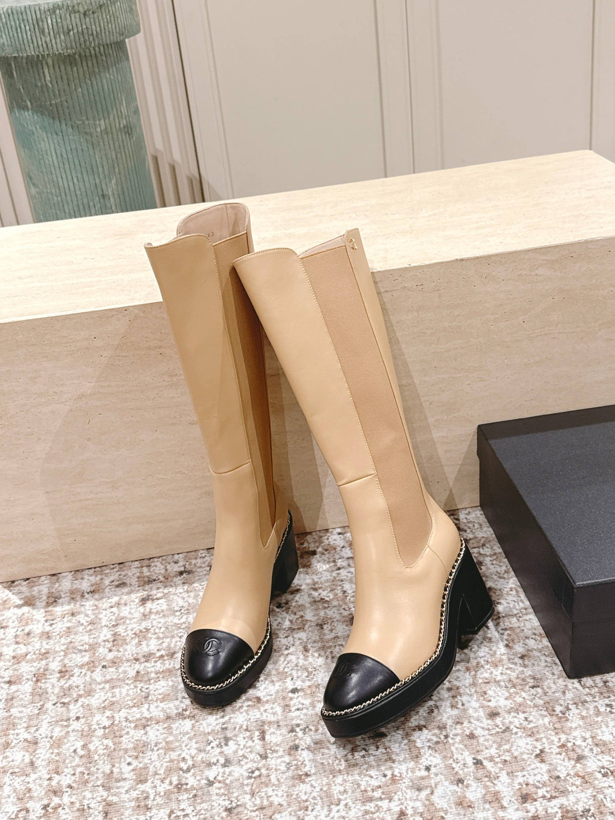 CC 25SS High Boot Beige Black Calfskin 431720