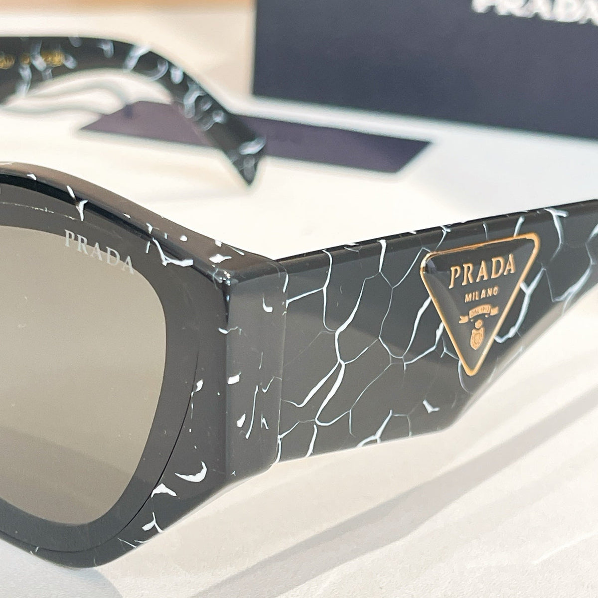 Prada Sunglasses 719710