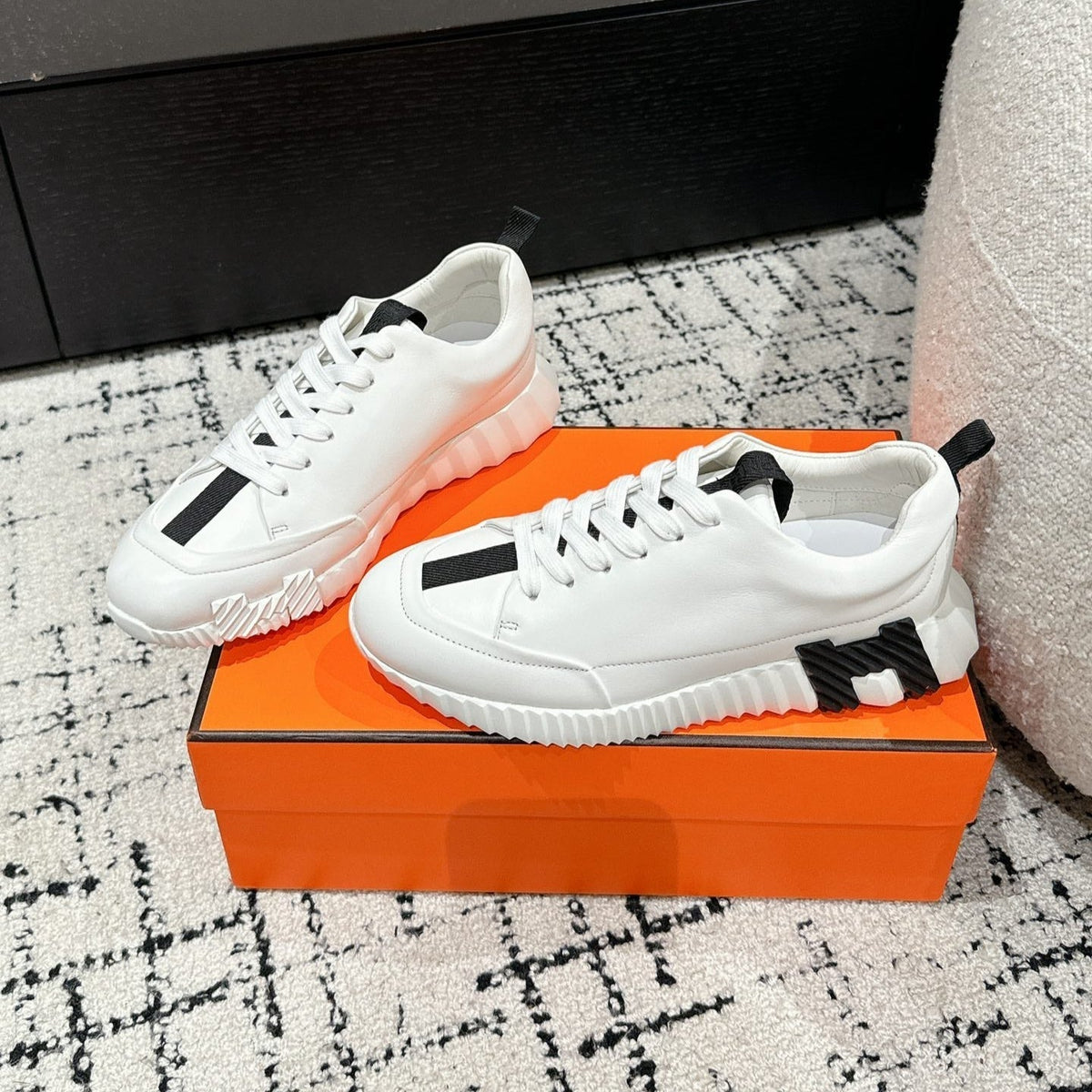 HM Jump Sneaker In White Cowhide 985305