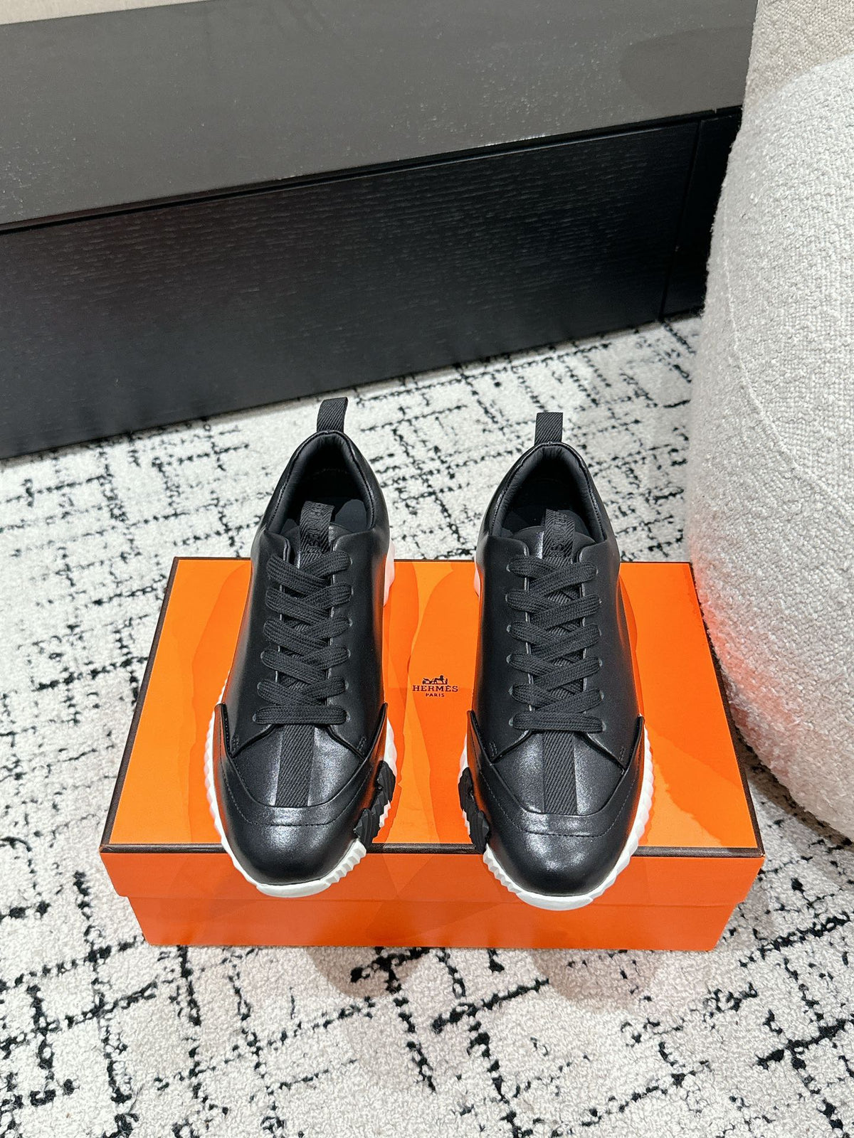 HM Jump Sneaker In Black Cowhide 985308